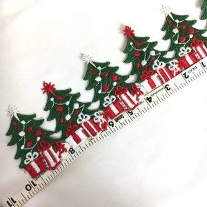 Fabric Christmas Tree1 yard Decorative Trim  NWOT Vtg